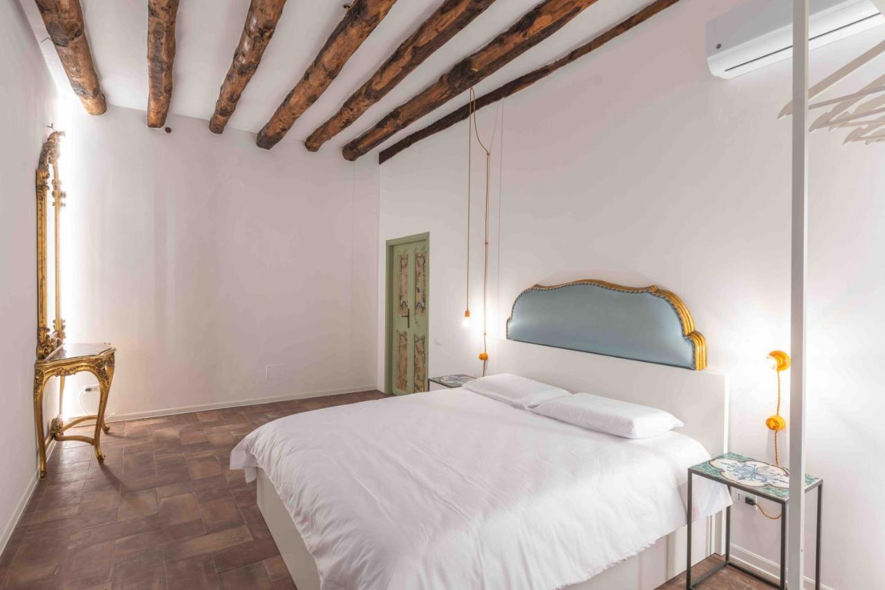 Calderai 82 Suites 1 E 2 Palermo Bagian luar foto